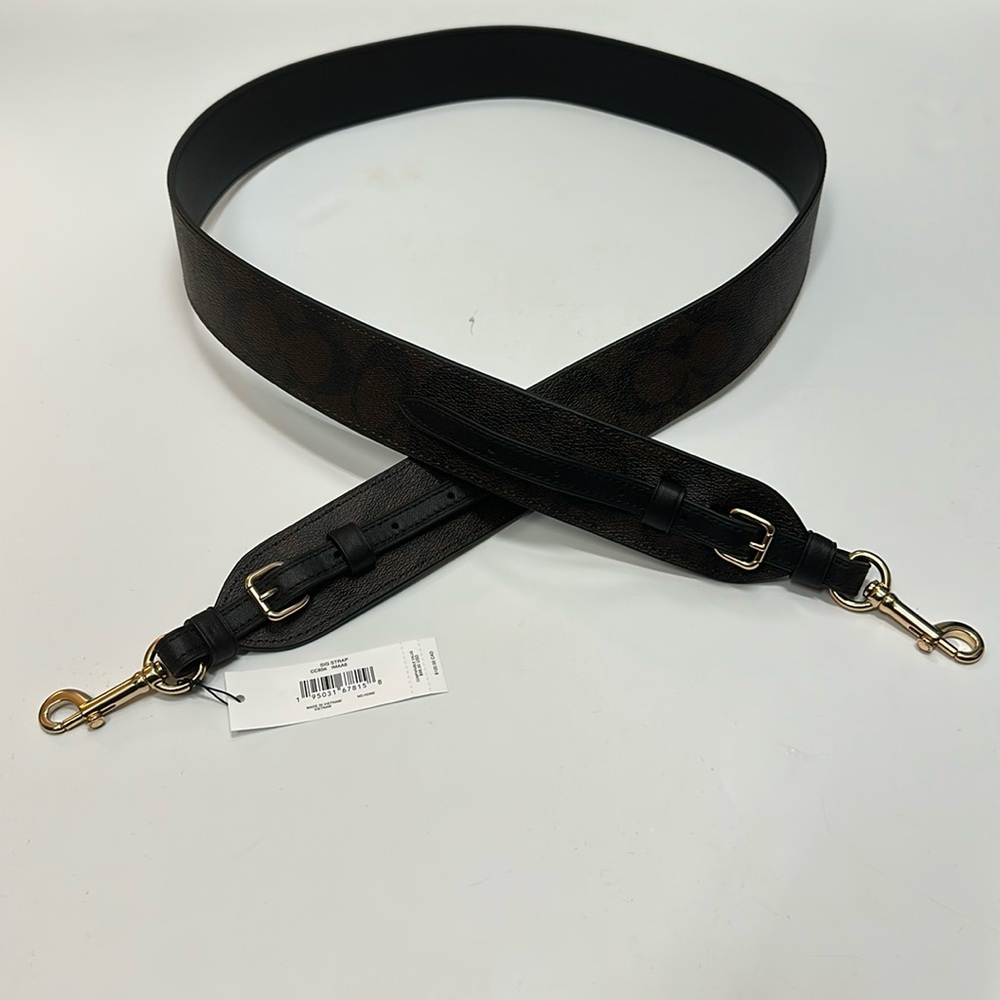 Coach Strap In Signature Canvas